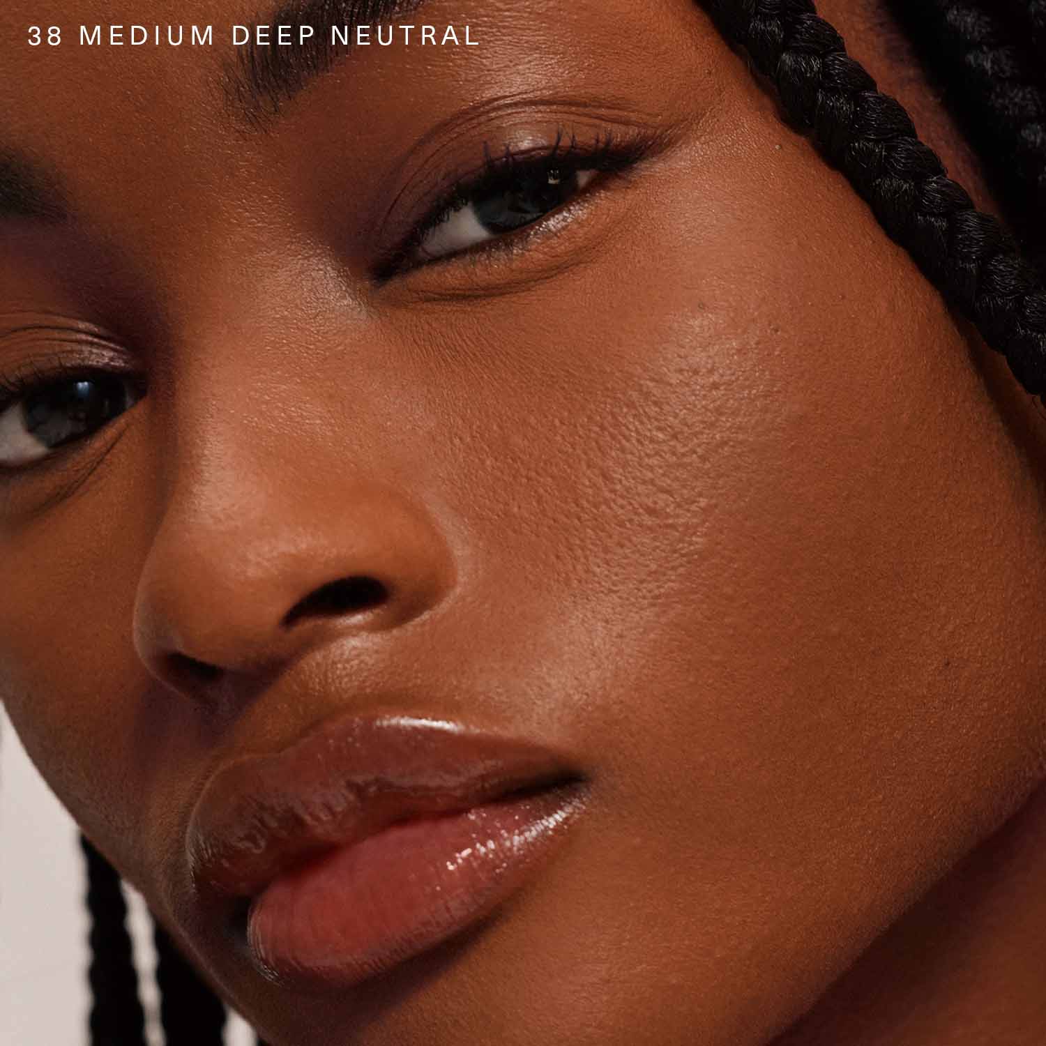 TRUE TO MYSELF NATURAL MATTE LONGWEAR FOUNDATION (BASE DE MAQUILLAJE)